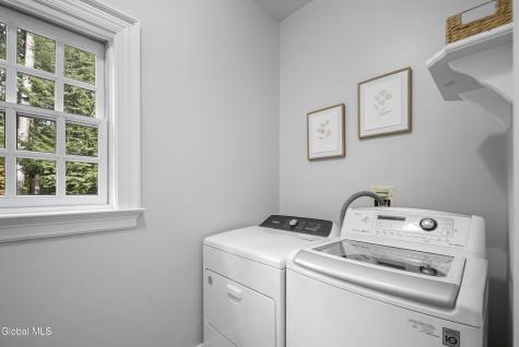 45 Tabor Road Halfmoon NY 12118
