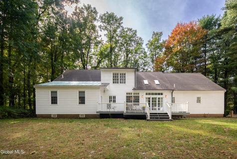 45 Tabor Road Halfmoon NY 12118