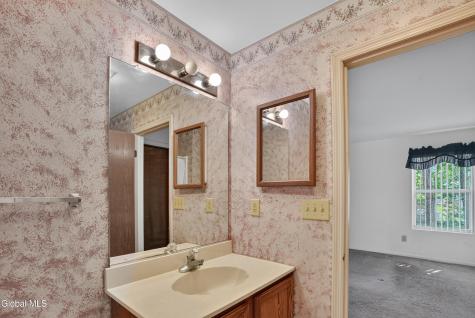24 Skylark Drive Ballston Spa NY 12020