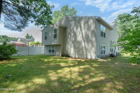 24 Skylark Drive Ballston Spa NY 12020
