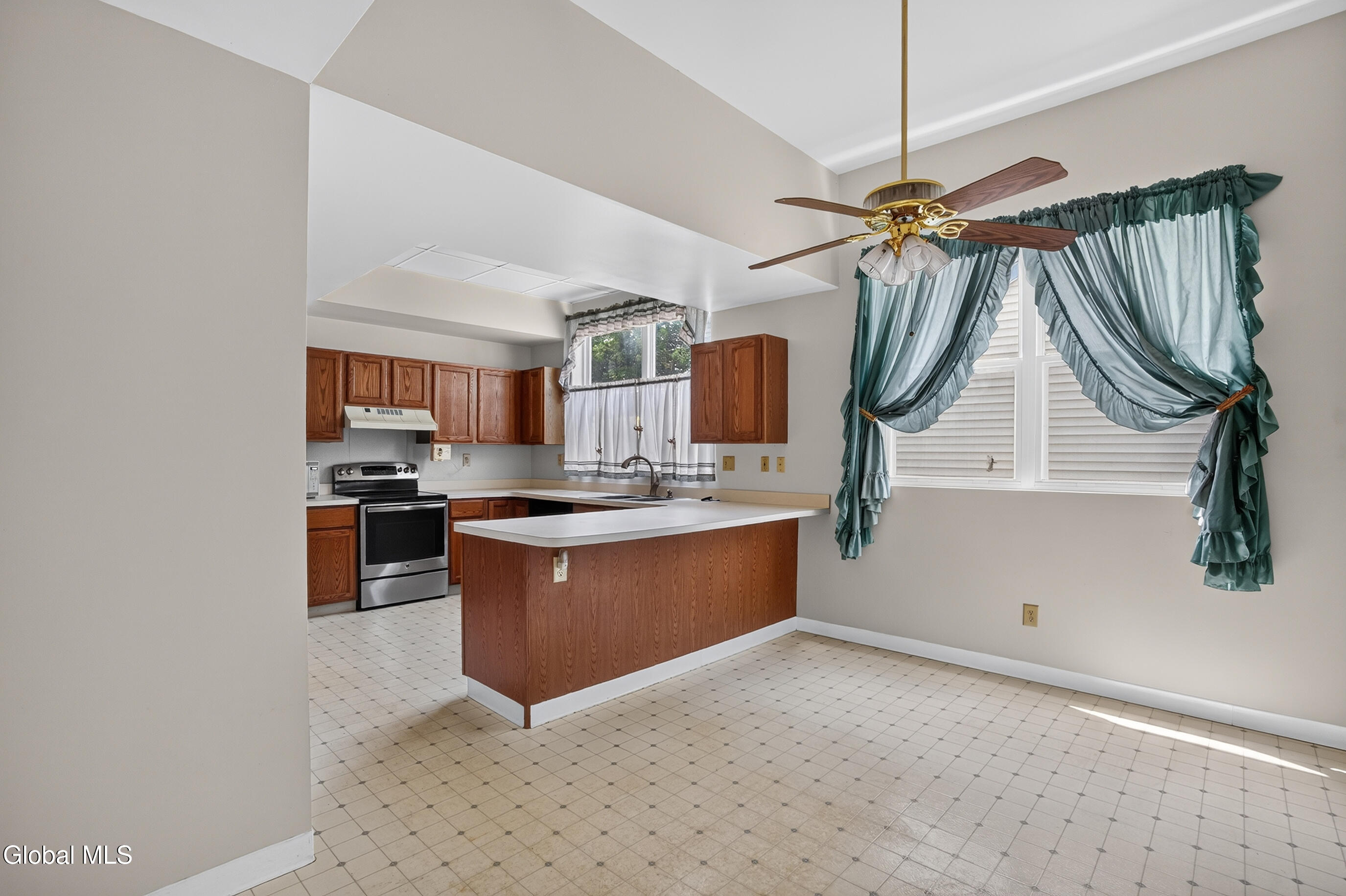 24 Skylark Drive Ballston Spa NY 12020