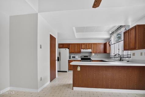 24 Skylark Drive Ballston Spa NY 12020