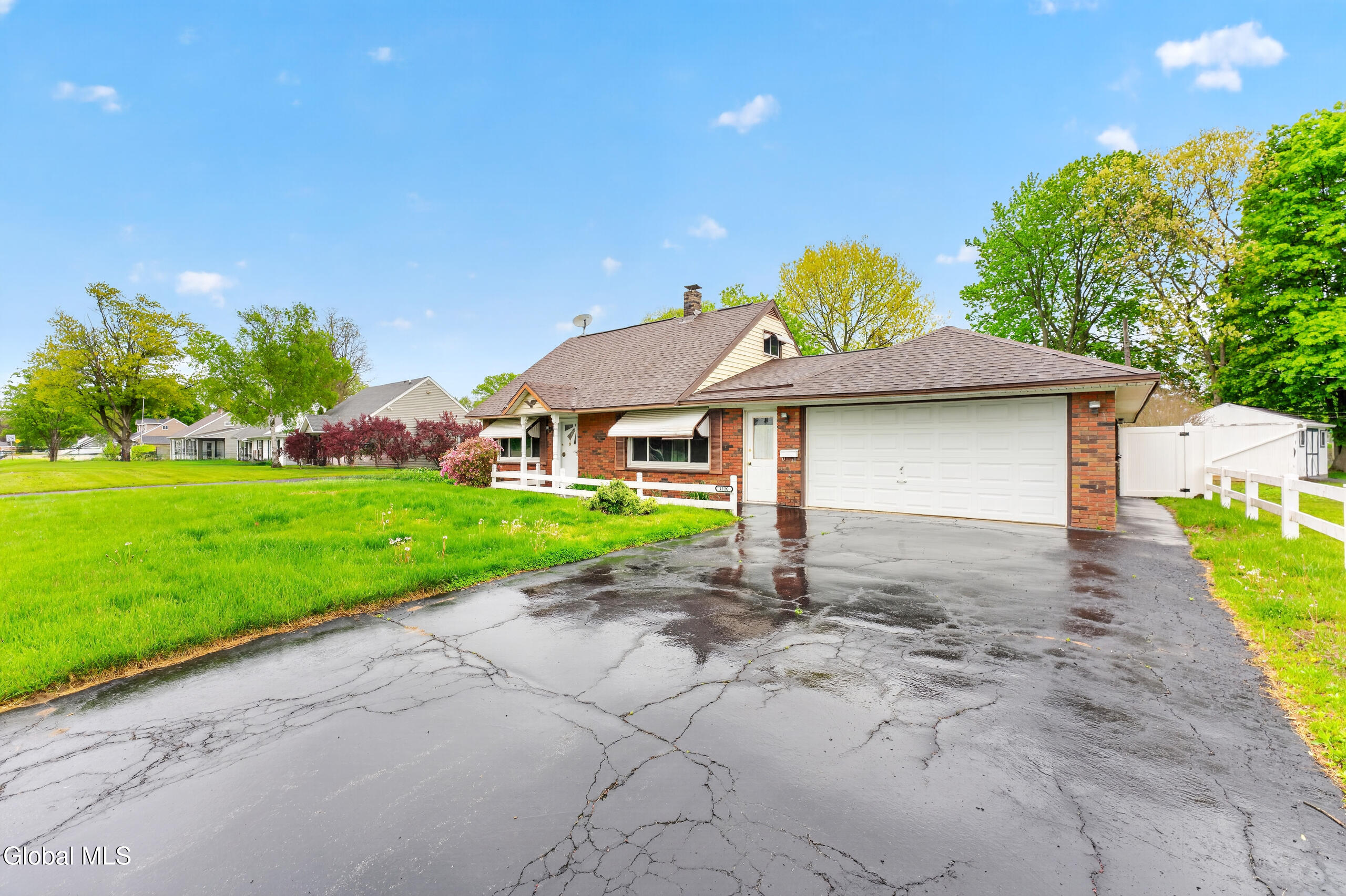 1120 Outer Drive Rotterdam NY 12303