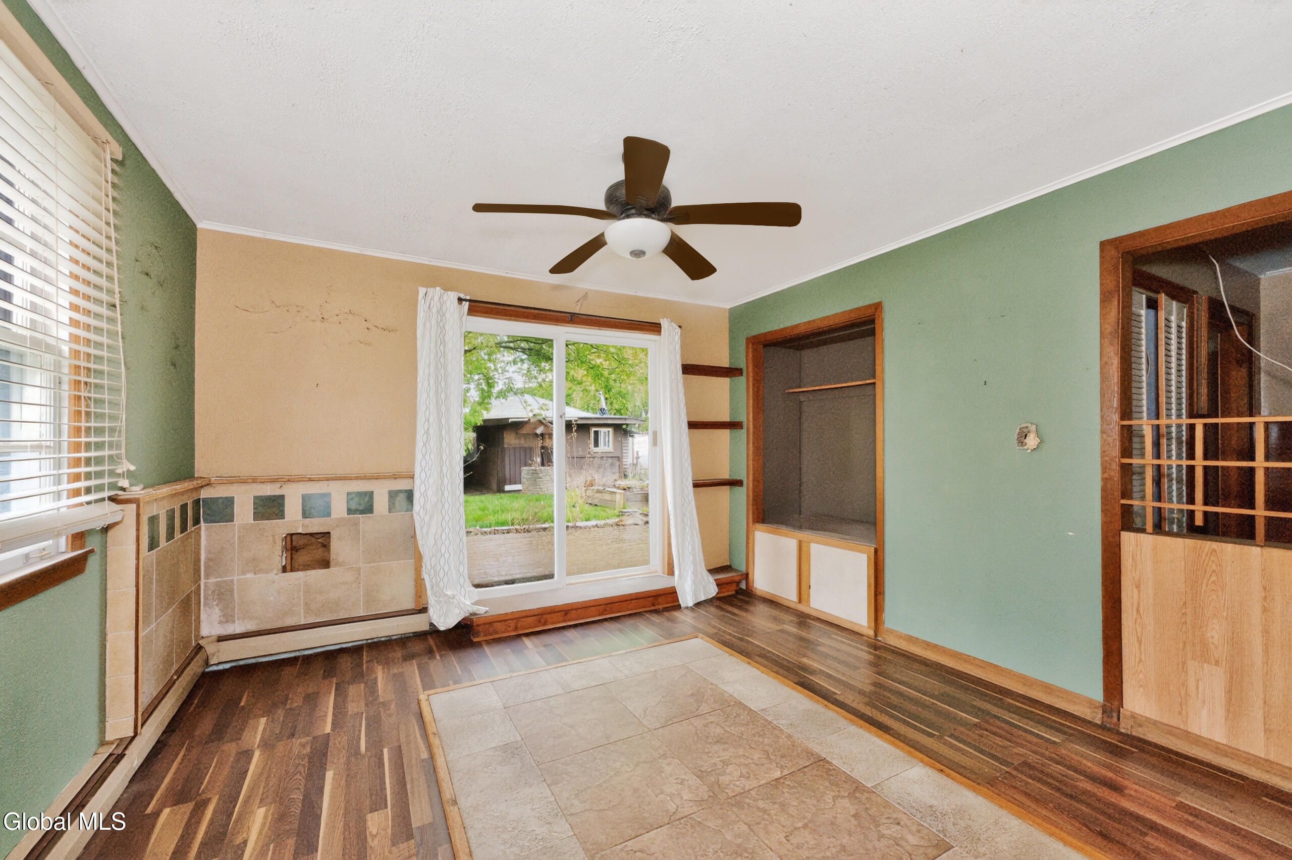 1120 Outer Drive Rotterdam NY 12303