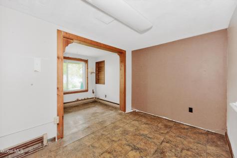 1120 Outer Drive Rotterdam NY 12303
