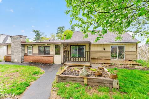 1120 Outer Drive Rotterdam NY 12303