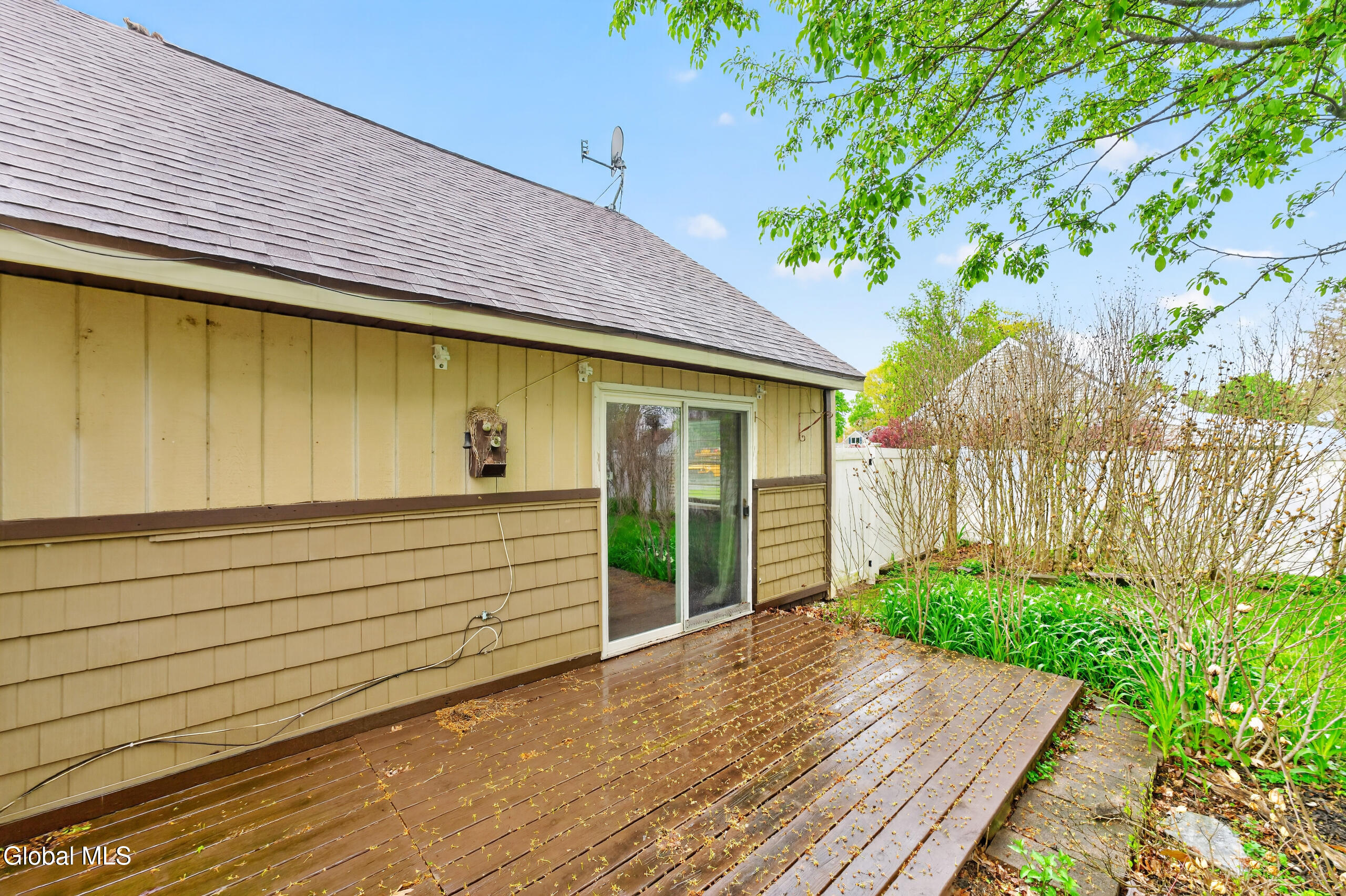 1120 Outer Drive Rotterdam NY 12303
