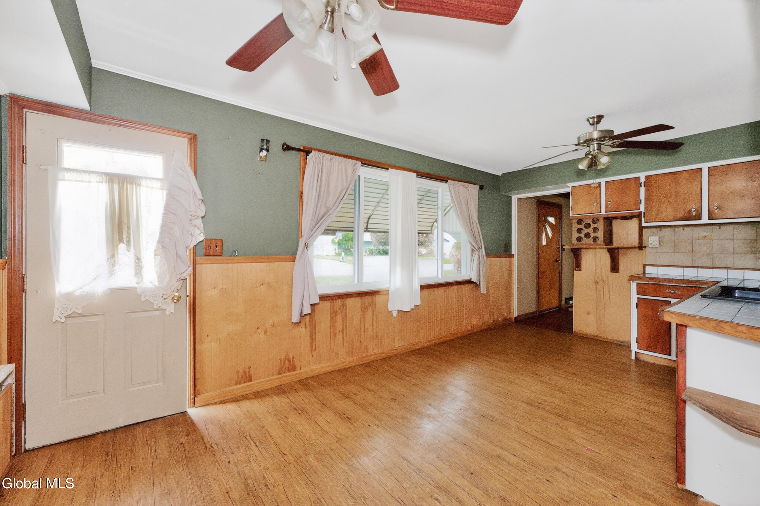 1120 Outer Drive Rotterdam NY 12303