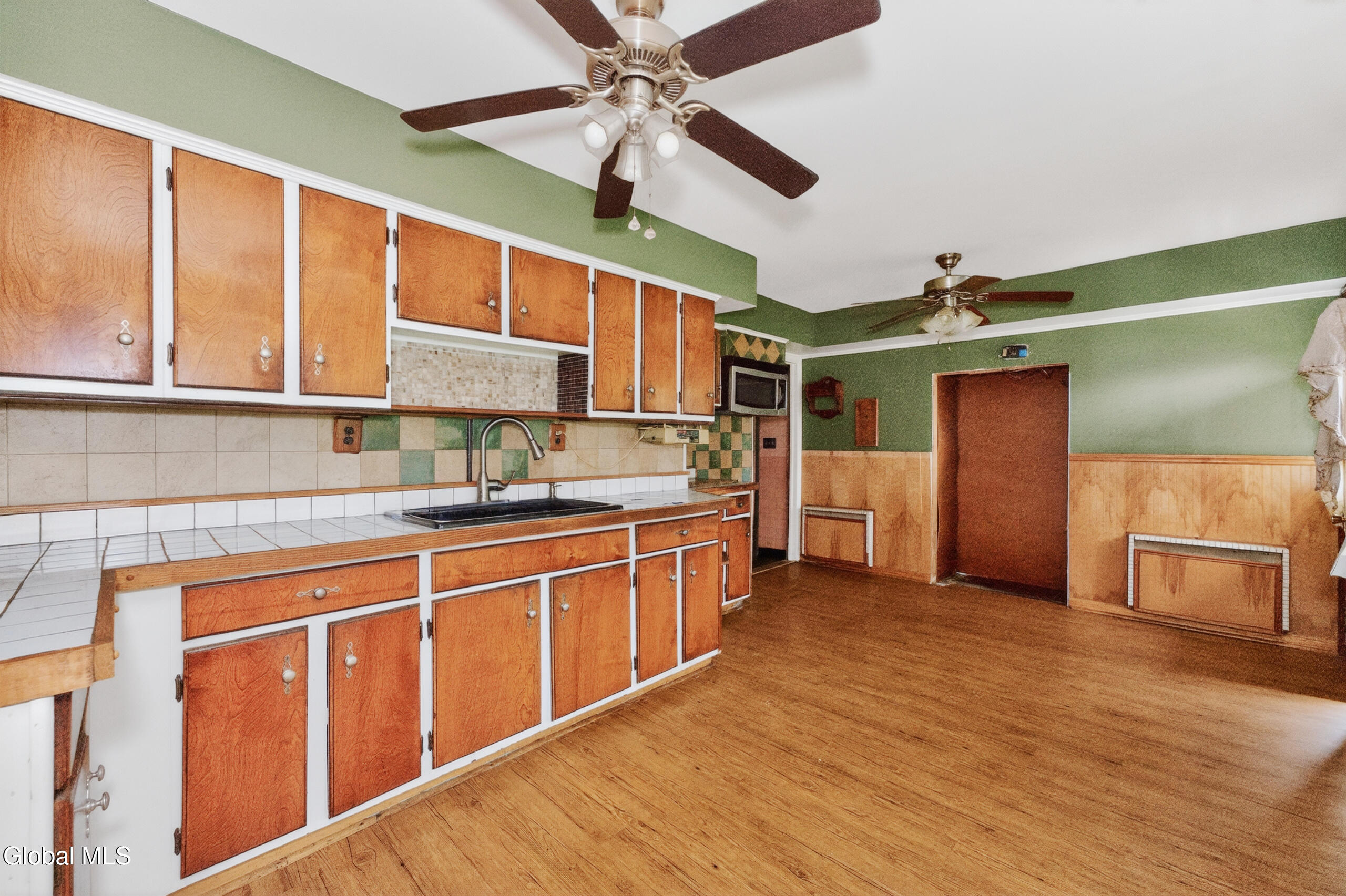 1120 Outer Drive Rotterdam NY 12303
