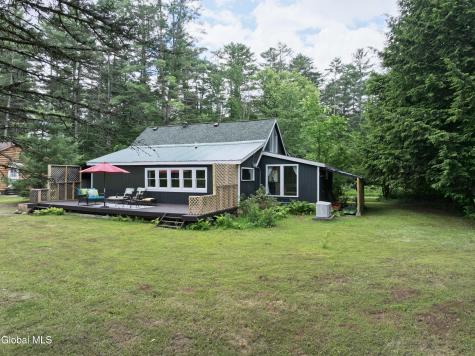 35 Schroon River Forest Chestertown NY 12817