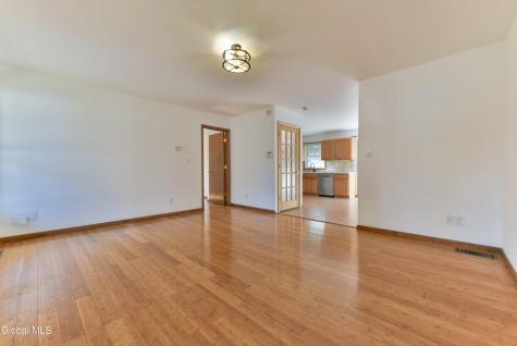 14 Poplar Street East Greenbush NY 12144