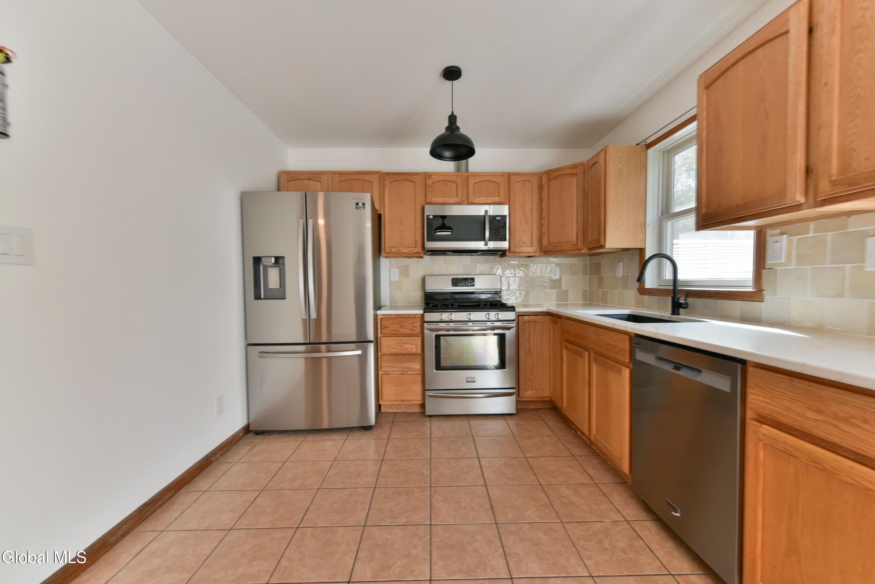 14 Poplar Street East Greenbush NY 12144