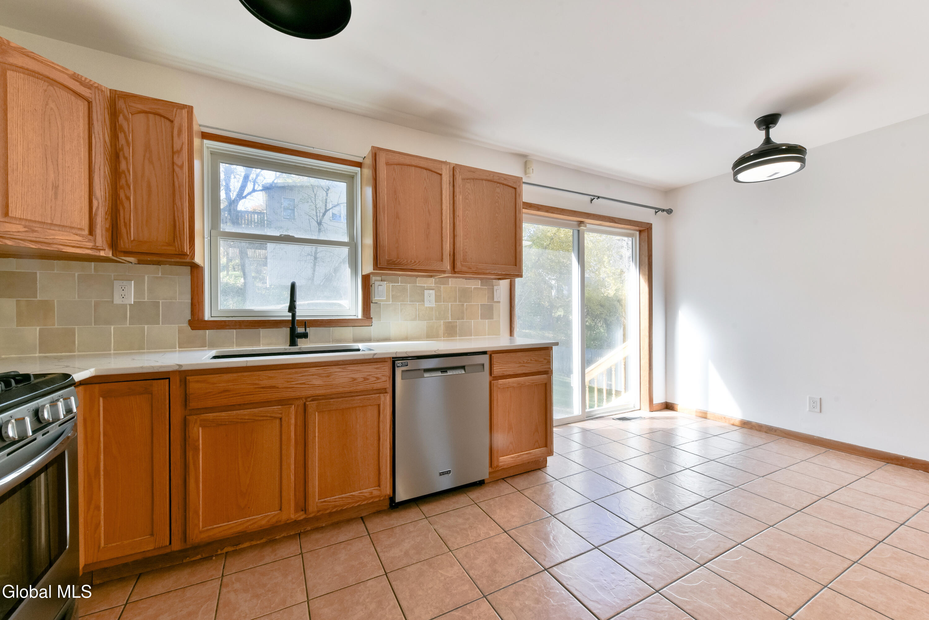 14 Poplar Street East Greenbush NY 12144