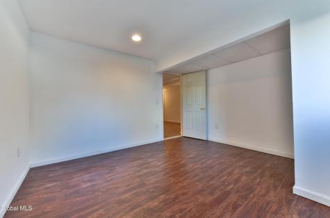 14 Poplar Street East Greenbush NY 12144