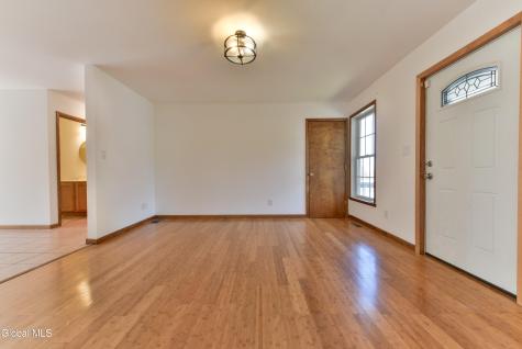14 Poplar Street East Greenbush NY 12144
