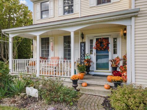 7 Rockrose Way Malta NY 12020
