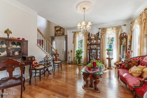 7 Rockrose Way Malta NY 12020