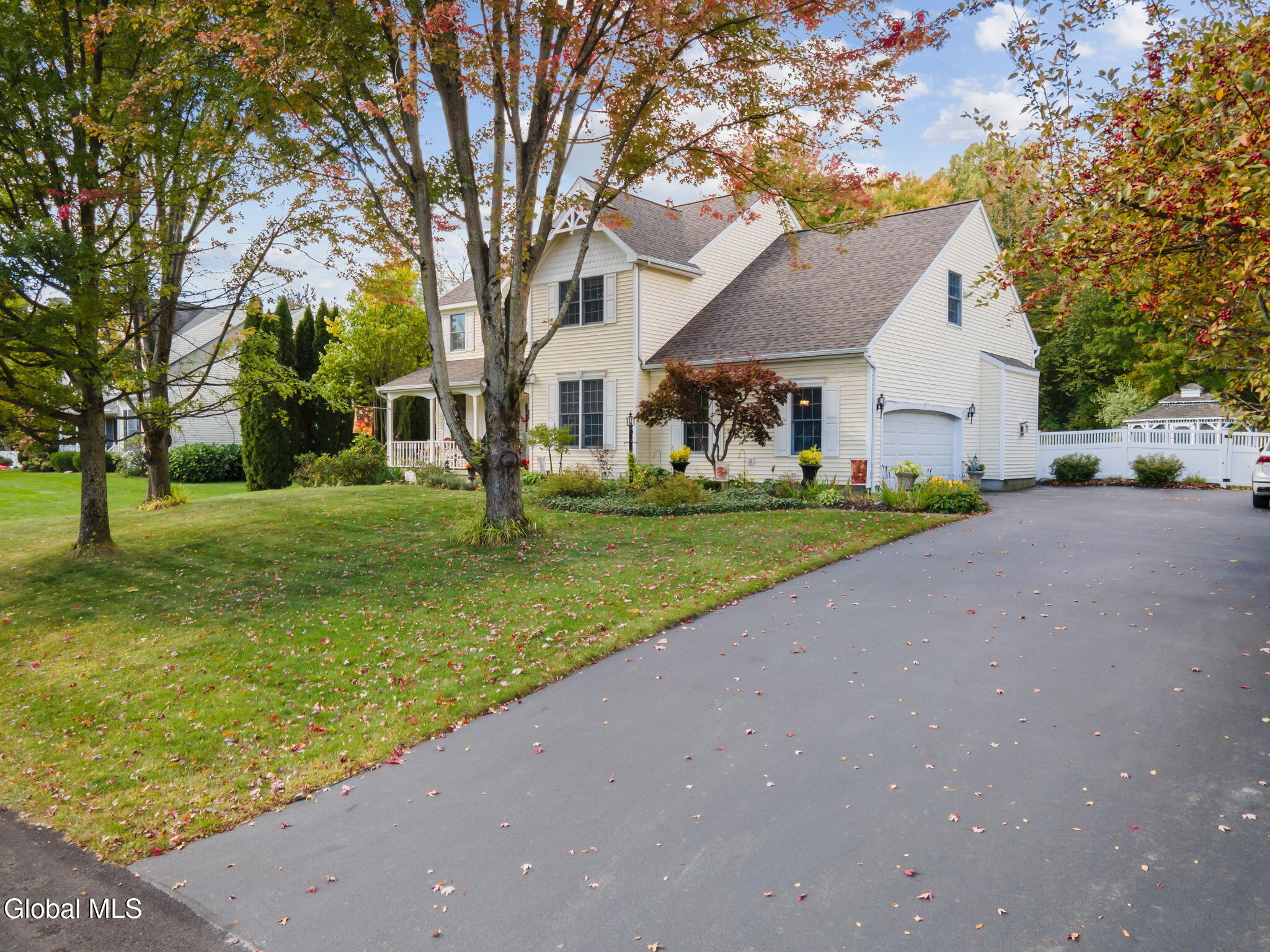 7 Rockrose Way Malta NY 12020