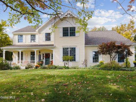 7 Rockrose Way Malta NY 12020