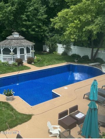 7 Rockrose Way Malta NY 12020