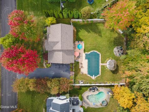 7 Rockrose Way Malta NY 12020