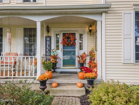 7 Rockrose Way Malta NY 12020