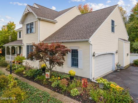 7 Rockrose Way Malta NY 12020