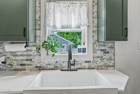 13 Adams Drive Colonie NY 12205