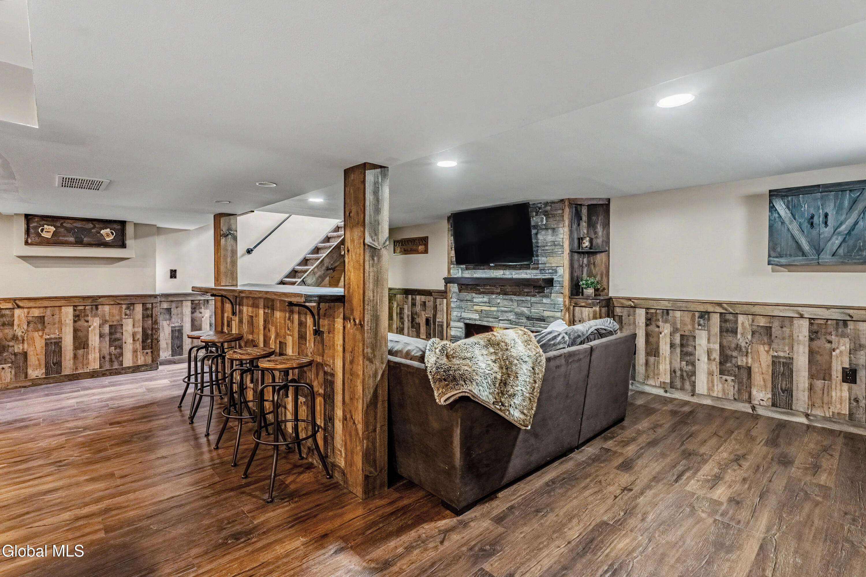13 Adams Drive Colonie NY 12205