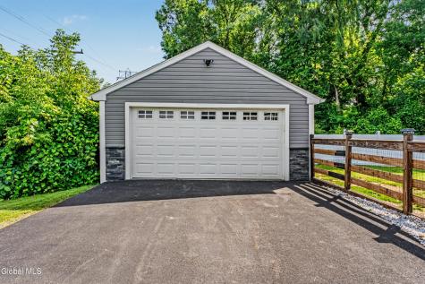 13 Adams Drive Colonie NY 12205