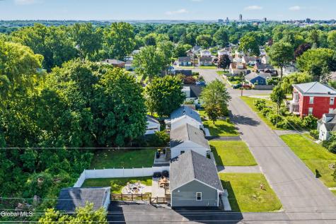 13 Adams Drive Colonie NY 12205