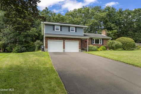 7 Stutz Avenue Latham NY 12110