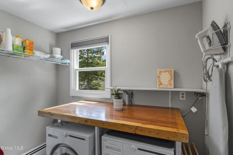 7 Stutz Avenue Latham NY 12110