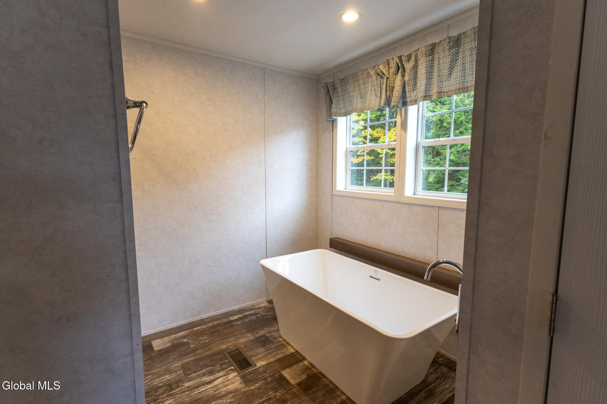 6 Warren Street Warrensburg NY 12885