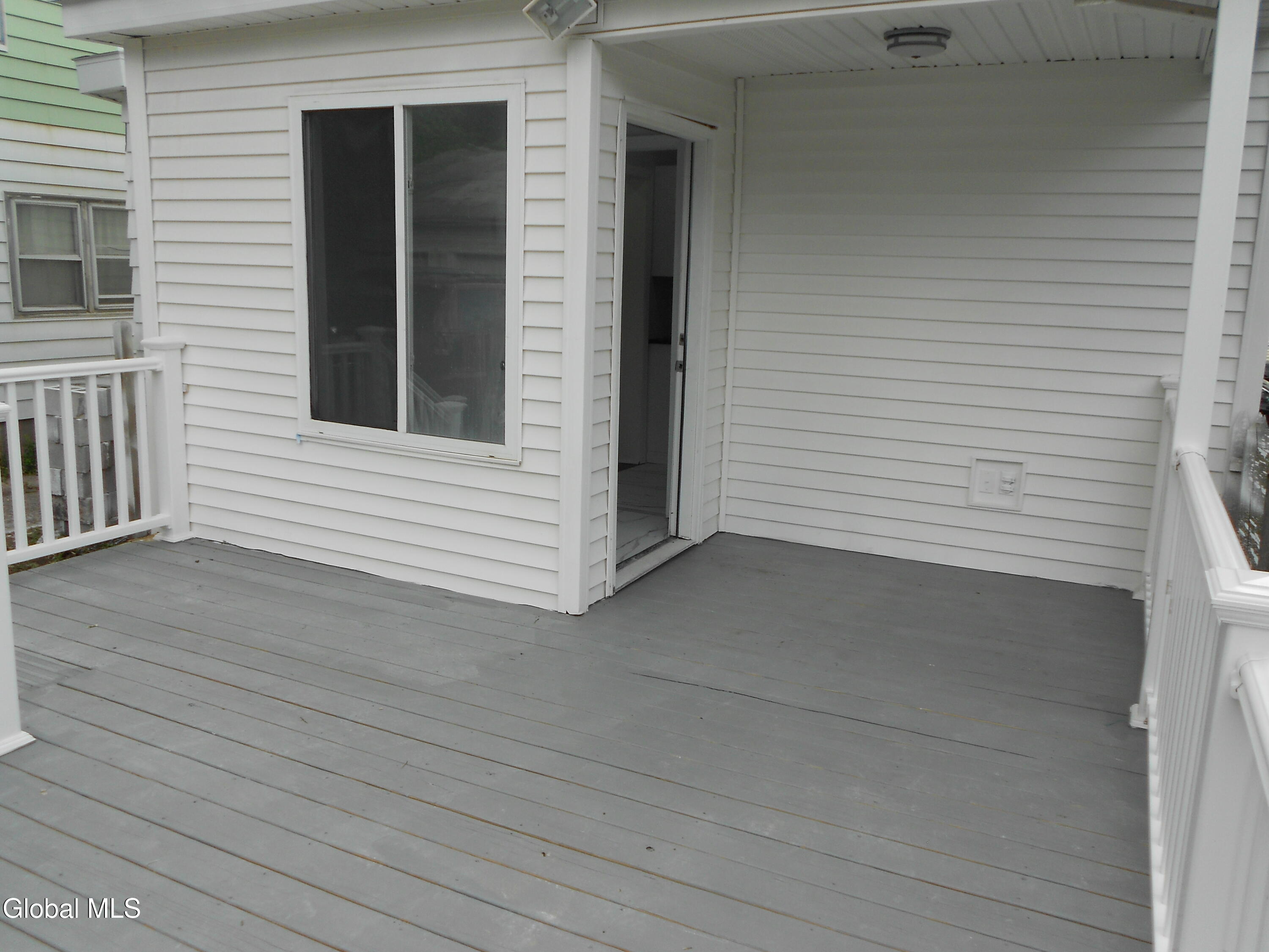 1745 Becker Street Schenectady NY 12304
