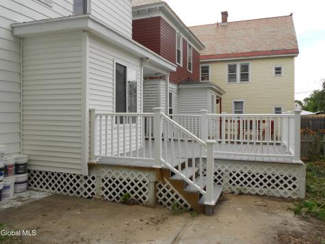 1745 Becker Street Schenectady NY 12304