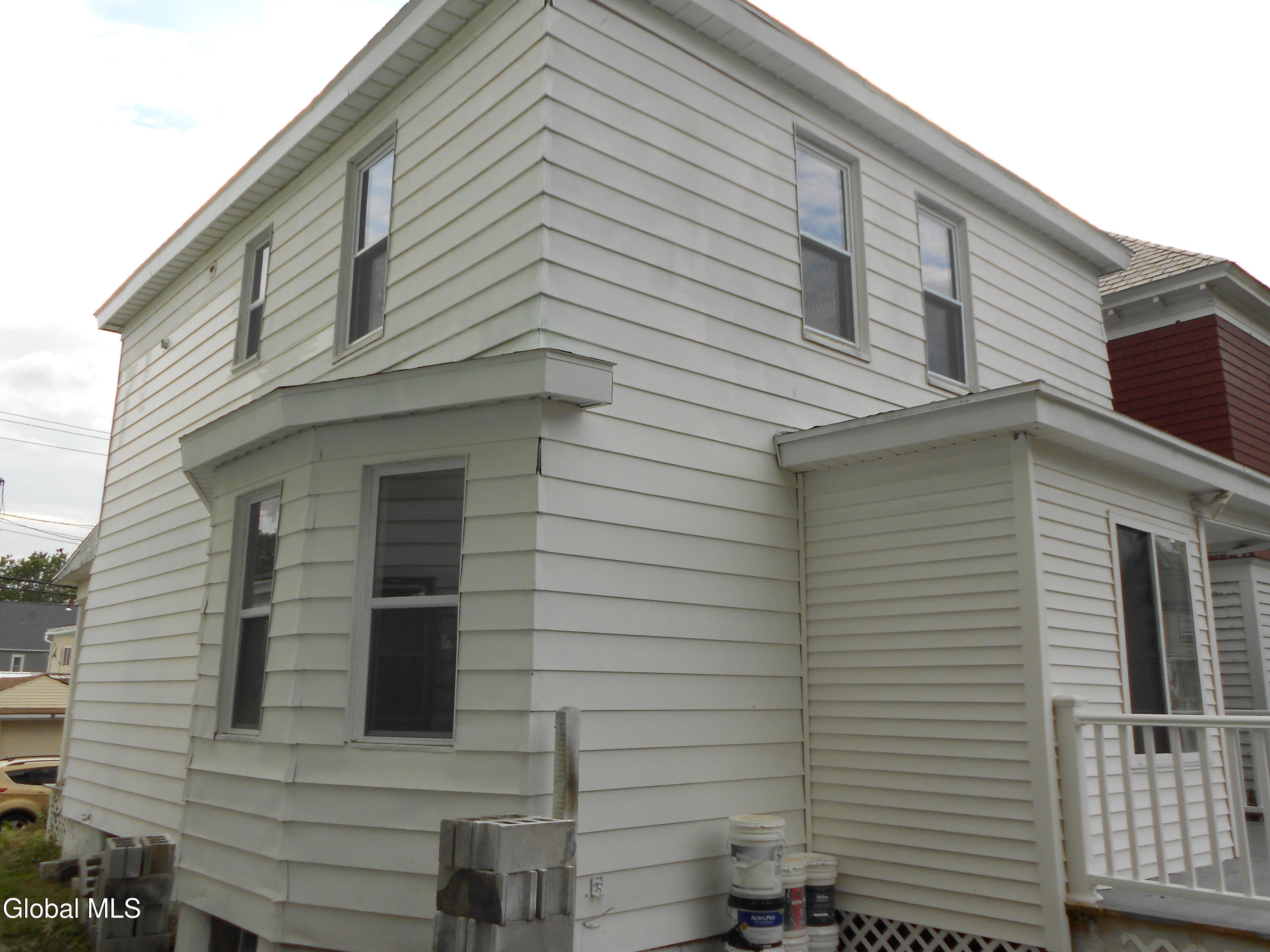 1745 Becker Street Schenectady NY 12304