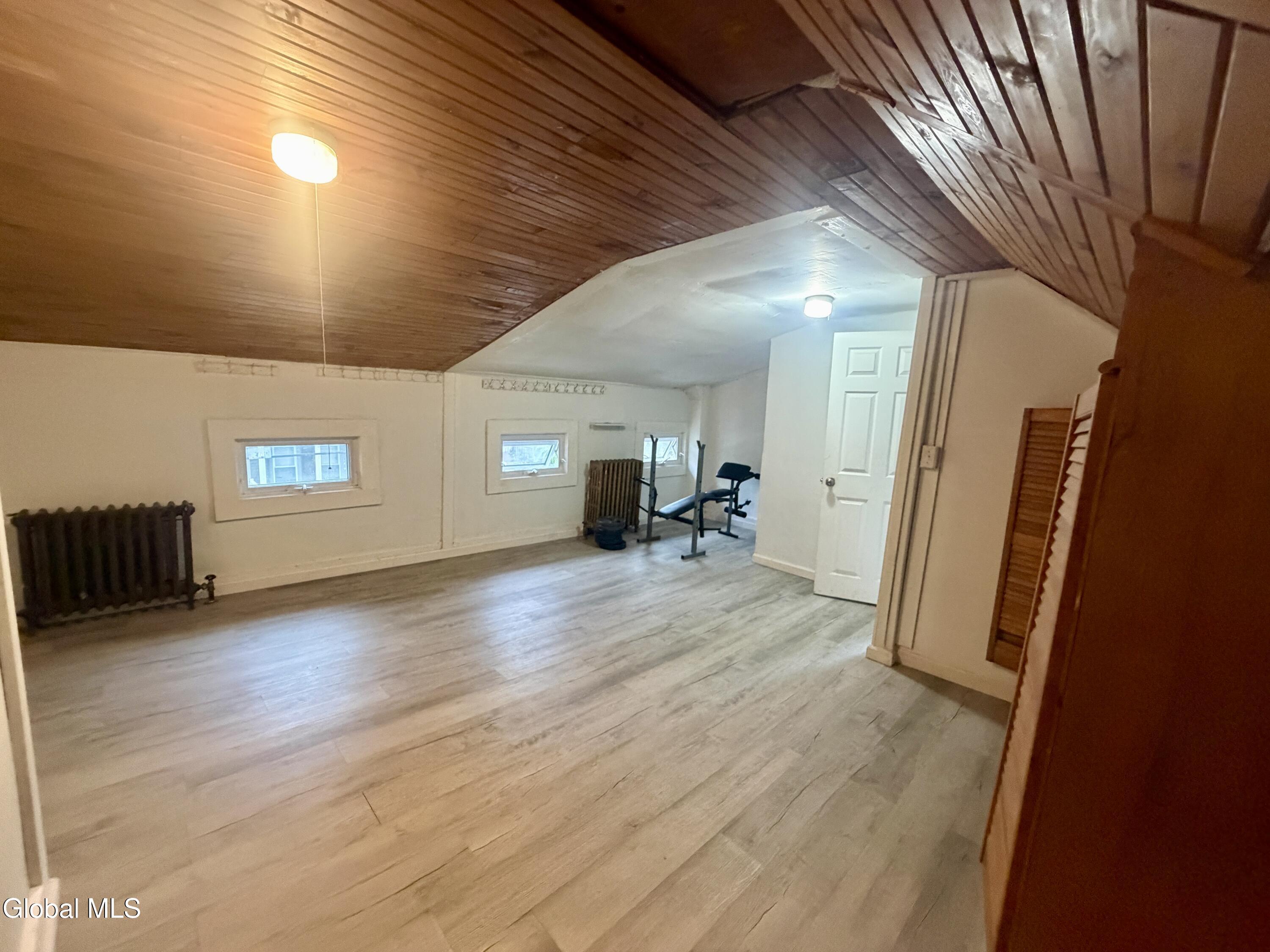 19 Regent Street Albany NY 12202