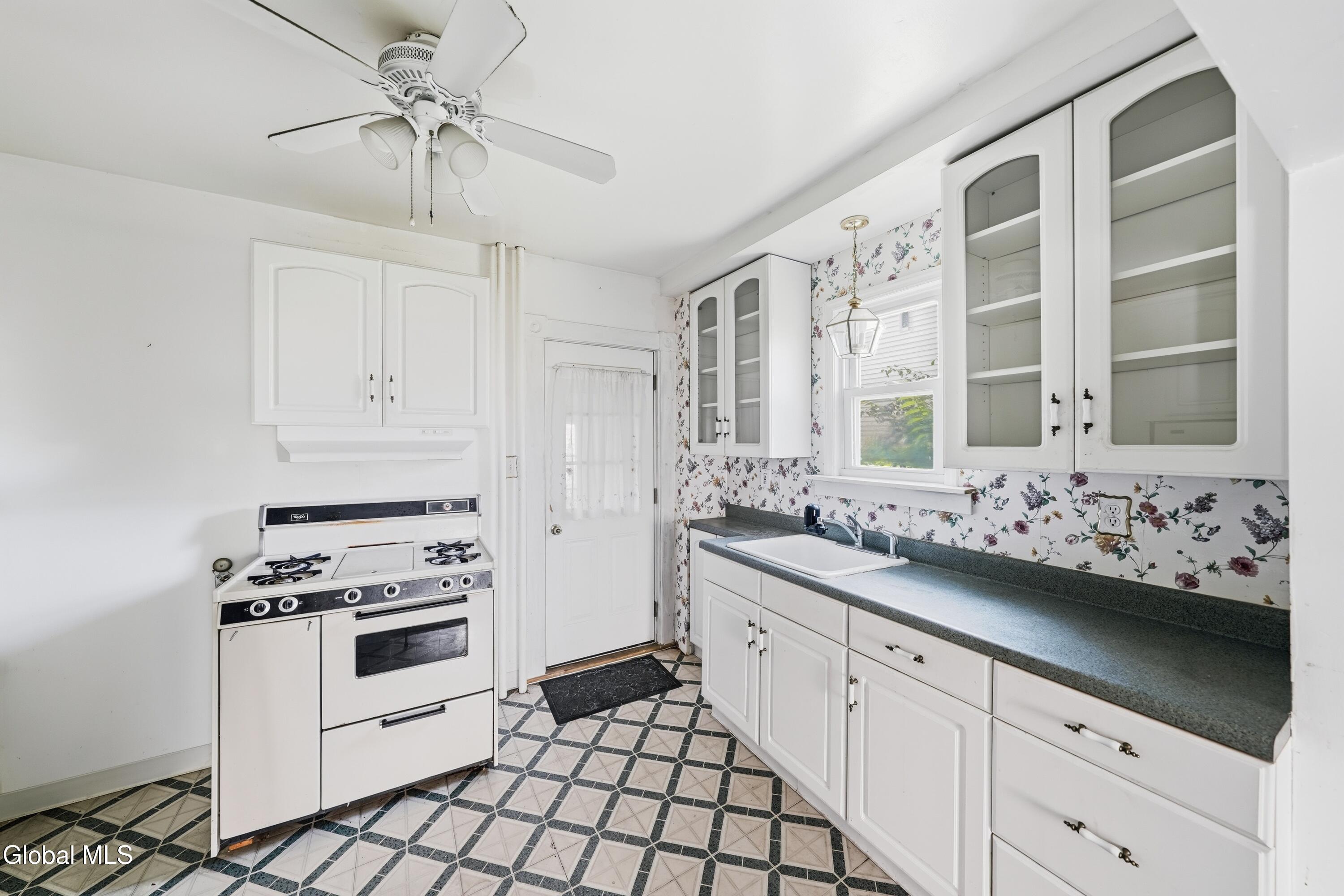 95 Eagle Street Troy NY 12180