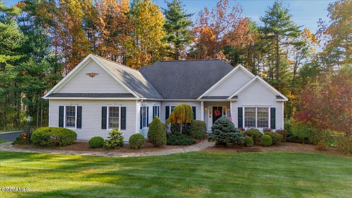 30 Noble Way Queensbury NY 12804