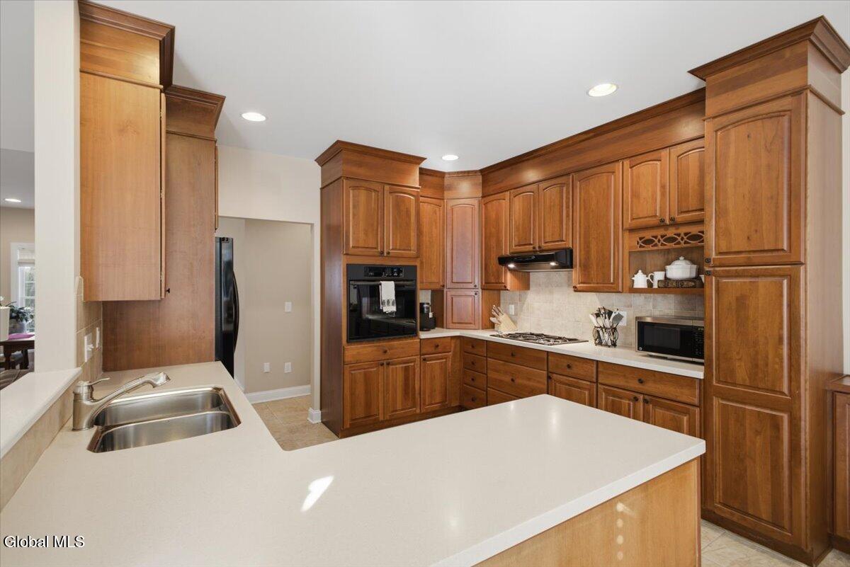 30 Noble Way Queensbury NY 12804