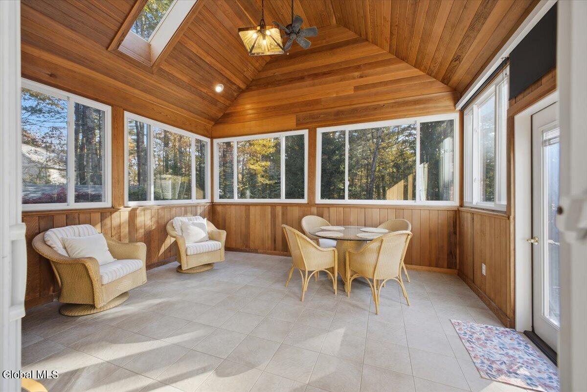 30 Noble Way Queensbury NY 12804
