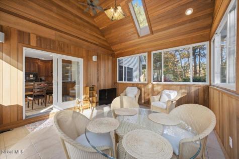 30 Noble Way Queensbury NY 12804