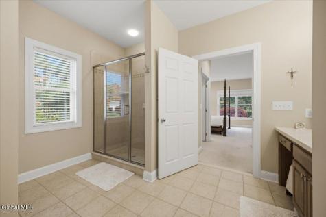 30 Noble Way Queensbury NY 12804