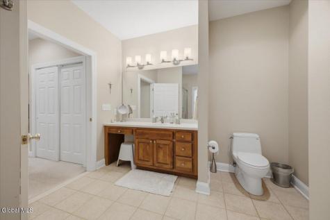 30 Noble Way Queensbury NY 12804