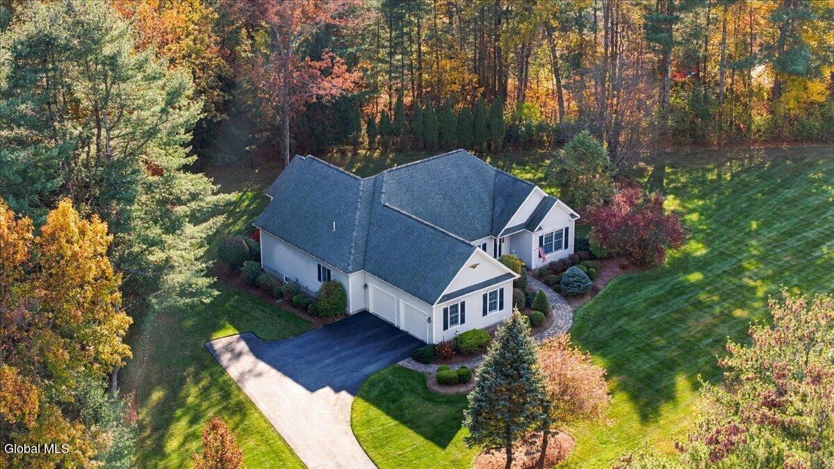 30 Noble Way Queensbury NY 12804