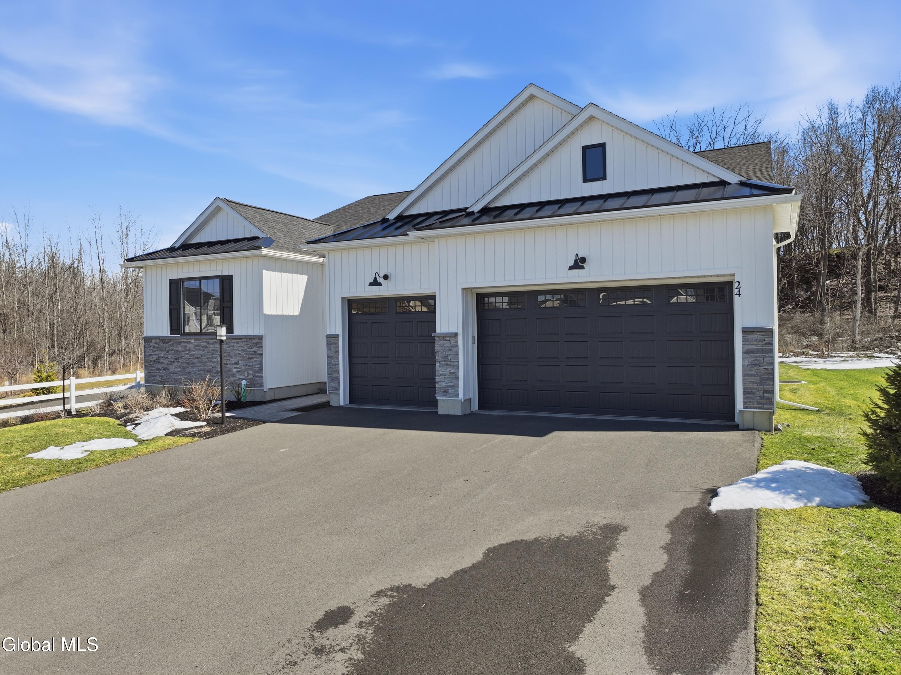 24 Wetherby Court Cohoes NY 12047