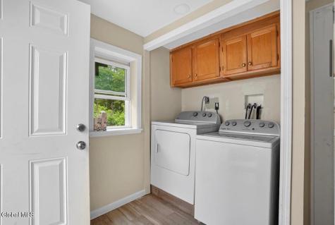 458 Central Avenue Schenectady NY 12304