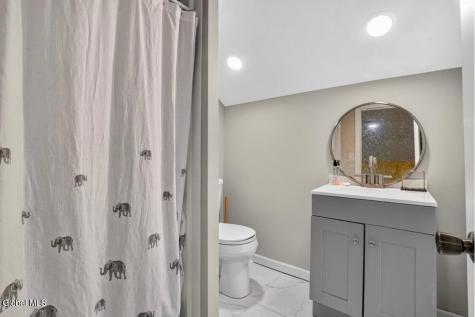 458 Central Avenue Schenectady NY 12304
