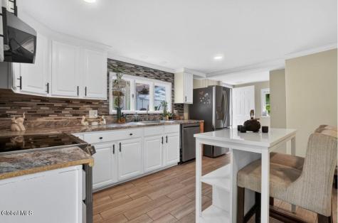 458 Central Avenue Schenectady NY 12304